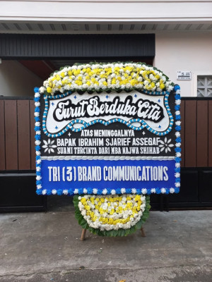 Papan Bunga Duka di Batang Peranap